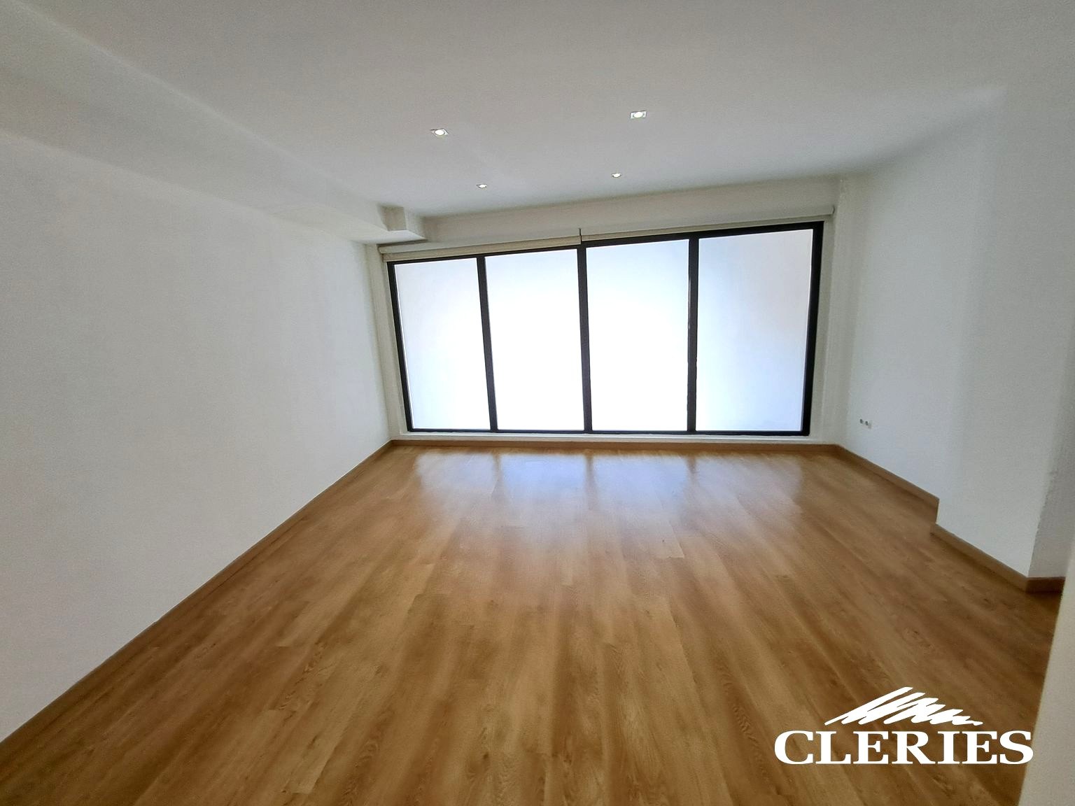 /RealEstateImages/6867/20260410_125921 [Resolucion de Escritorio].jpg